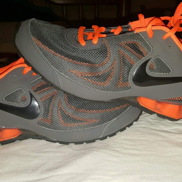 Shoes - Picture 2 of 3