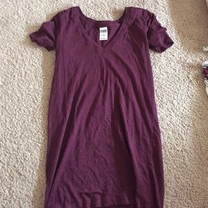 Maroon t shirt