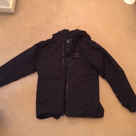 ARC'TERYX women's black puffy coat