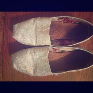 Women's 8.5 Sparkly Bobs