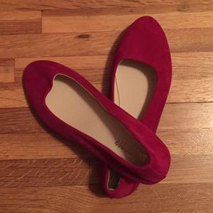 Brand new cranberry flats!