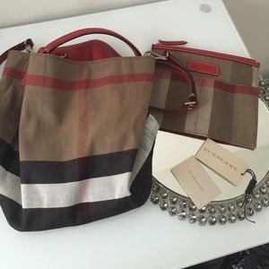Medium Susanna Hobo Burberry Bag
