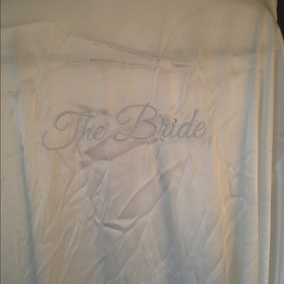Bride Robe - Picture 2 of 4