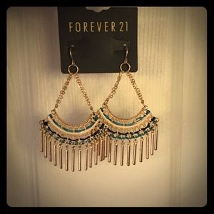 Forever 21 chandelier earings