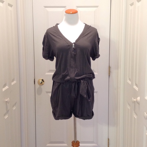 Express cotton romper (medium)