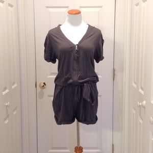 Express cotton romper (medium)