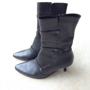 Black heeled boots