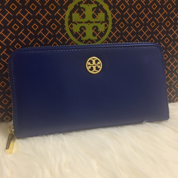 Tory Burch Handbags - Tory Burch wallet