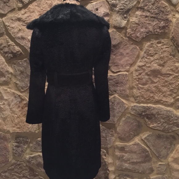 😶😶😶SOLD😶😶😶😶😶😶BEBE w/removable fur collar - Picture 4 of 4