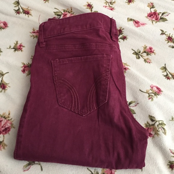 maroon hollister skinny jeans