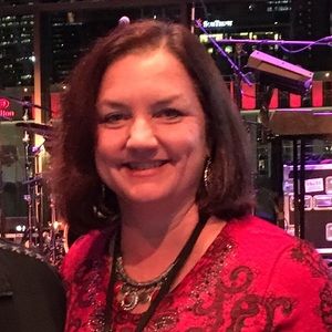 Meet your Posher, Monica