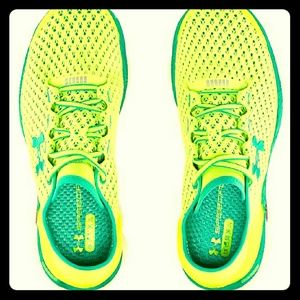 Underarmour women's speedfoam gemini running shoes