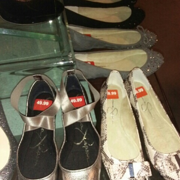 Shoes - Picture 3 of 4