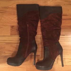 Jessica Simpson Suede and Leather Boot - Size 9.5