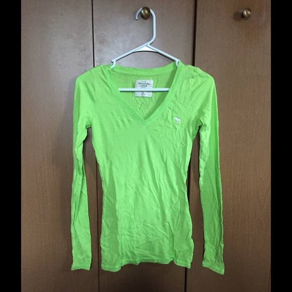 Abercrombie Henley - Picture 1 of 1