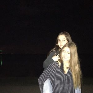 Meet your Posher, Abigail