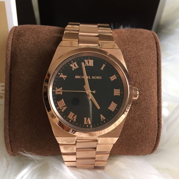 Michael Kors watch - Picture 2 of 3