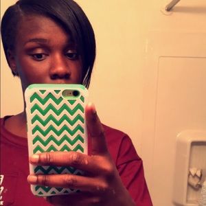 Meet your Posher, Yolanda