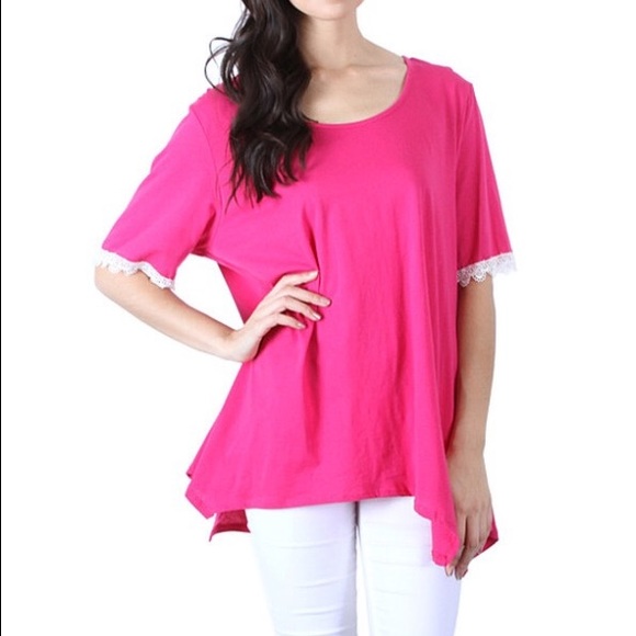 Tops - NWOT Magenta white lace top - see description size