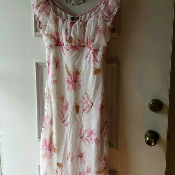 Light weight formal dress