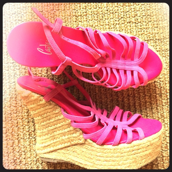Calypso pink wedges - never worn