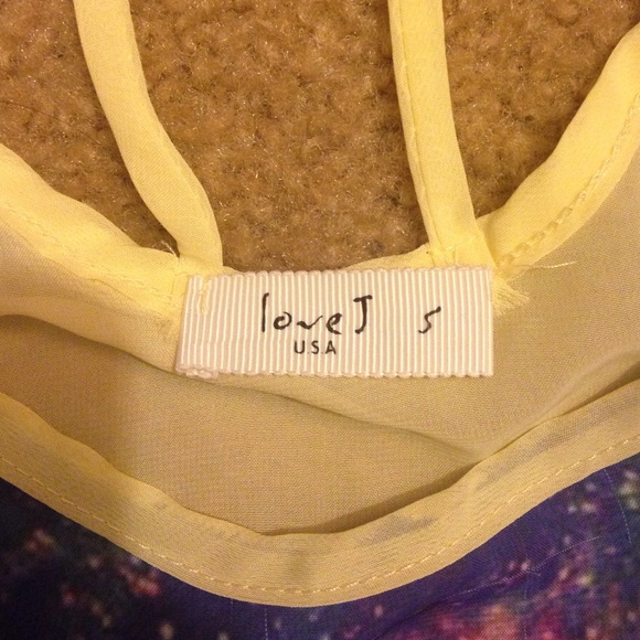 Tanktop - Picture 2 of 2