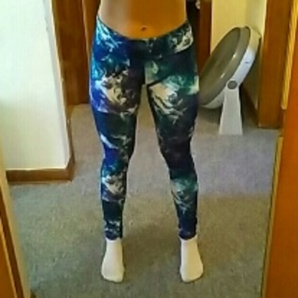 Workout pants