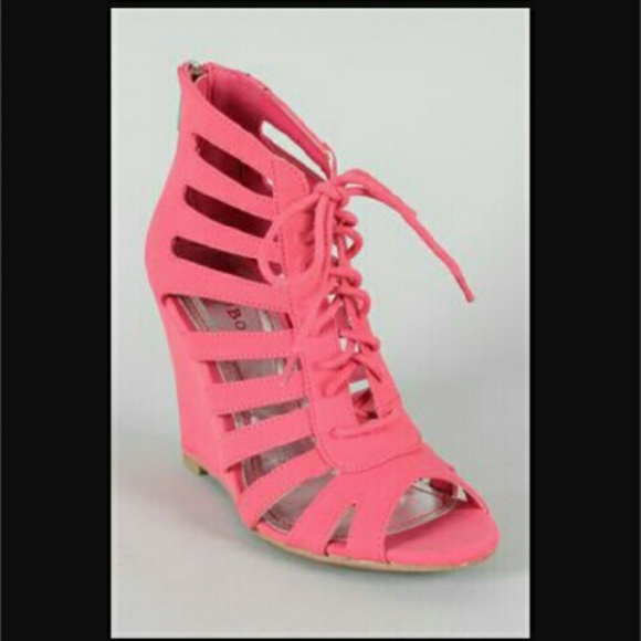 Not 1, Not 2, But 3 items in this Bundle!!! Was 40 - Picture 2 of 4