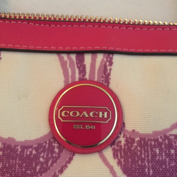 Authentic Coach purse - Picture 2 of 4