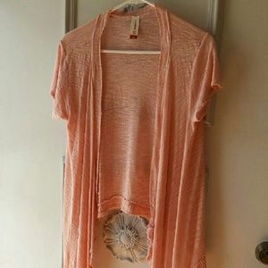 Short sleeve sweater