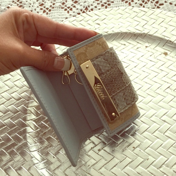 Key chain wallet