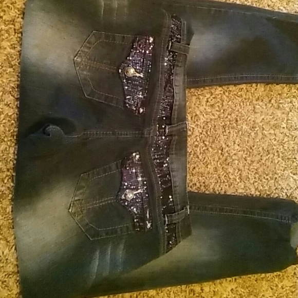 Super cute blingy angels jeans****SOLD***