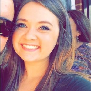 Meet your Posher, Leslie