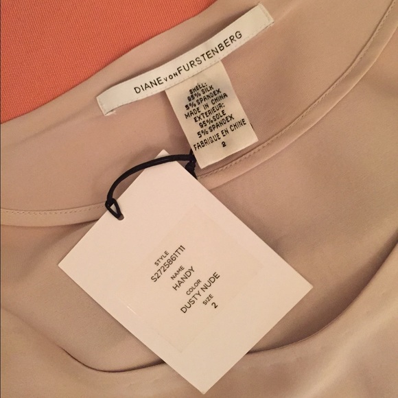 *SOLD* DVF silk dolman top - Picture 4 of 4