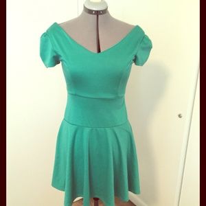 Green Short sleeve Dress