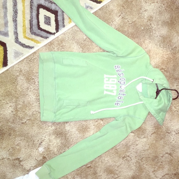 green aero sweatshirt