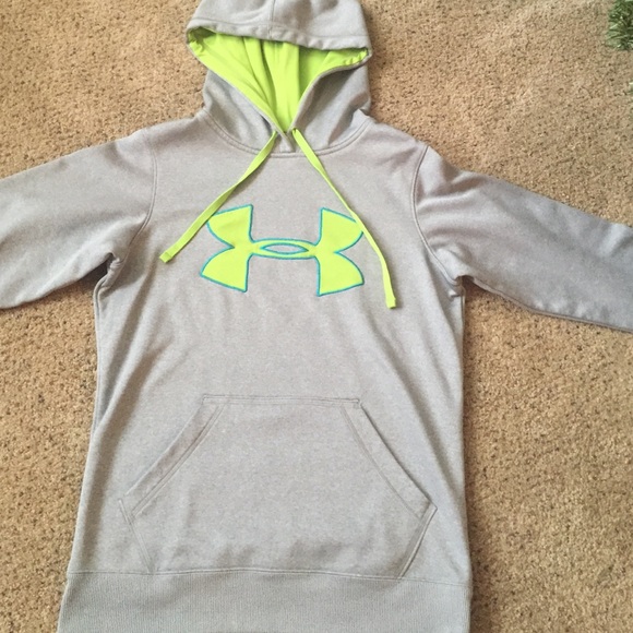 Under Armour sweatshirt