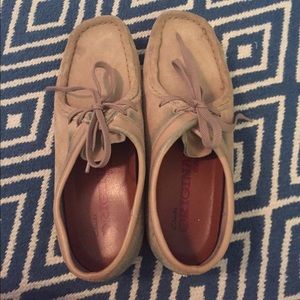 Clare's wallabees women's.