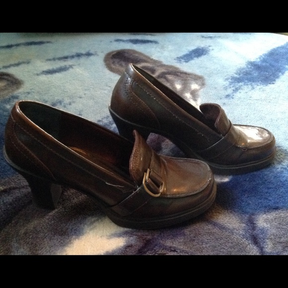 Size 8.5 Mudd shoes