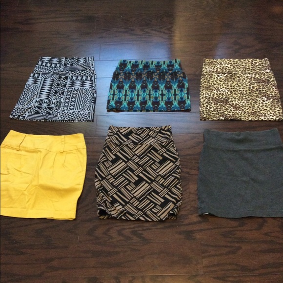 6 MINI SKIRTS XS AND SMALL bundle