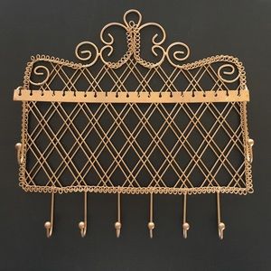 Stunning Jewelry organizer