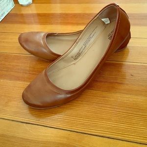 Mossimo Supply Co. Flats - tan / camel 8.5