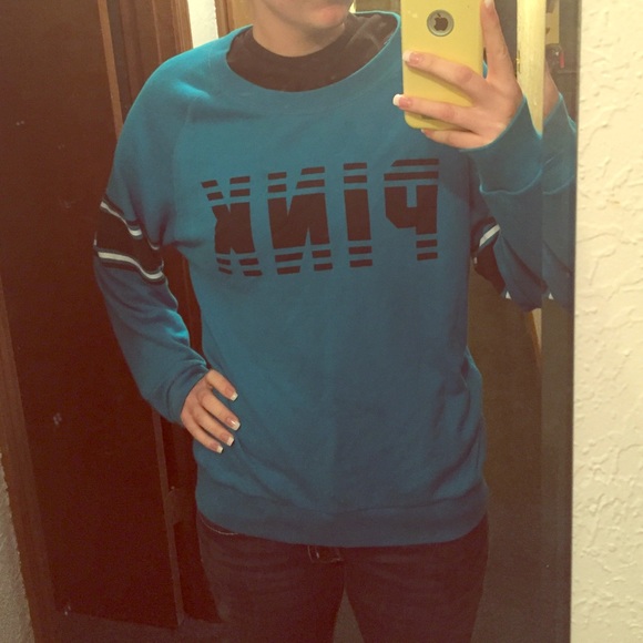 PINK crew neck reserved for @custerc ☺️