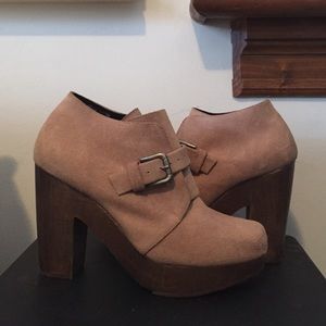 RACHEL COMEY BLUSH SUEDE BERNARD CLOG SZ WMNS 7.5