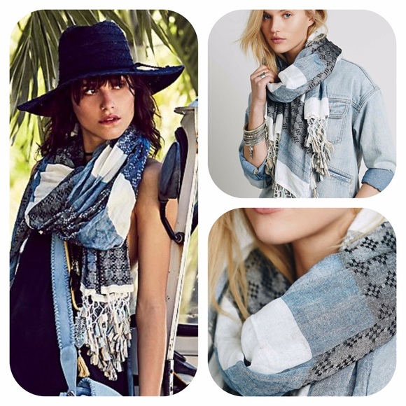 FREE PEOPLE Sansa Tassel Scarf