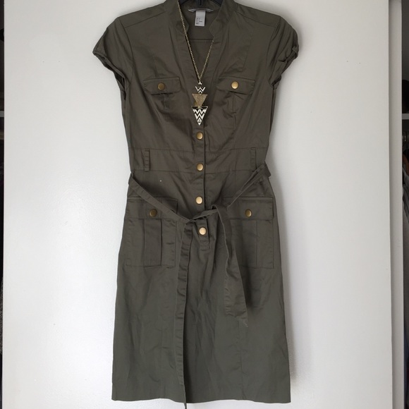 Army green button up midi dress! Never been worn!