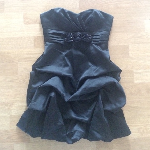 Women's size 5 black satin mini dress.