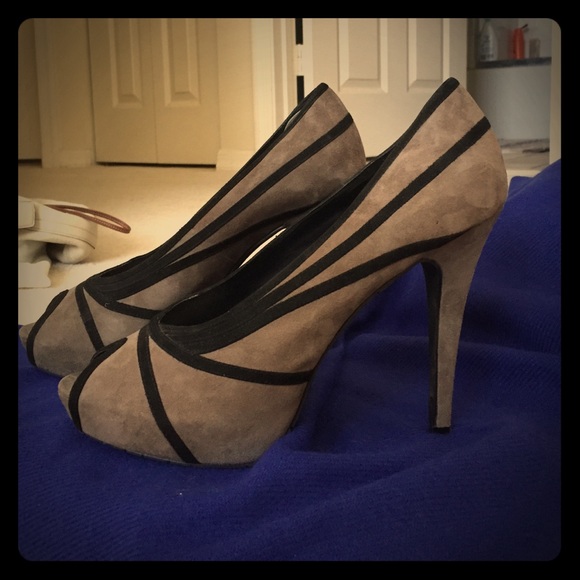 Jessica Simpson hidden platform heels - Picture 1 of 1