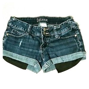 Decree Jean Shorts