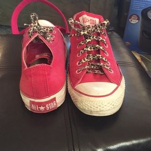 Red converse